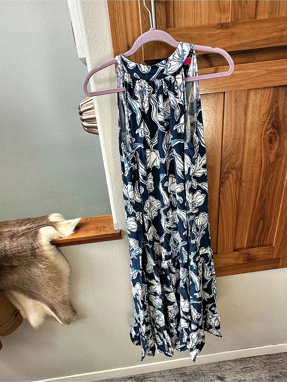 Vince Camuto Floral Tiered Halter Neck Maxi Dress Blue & White like new